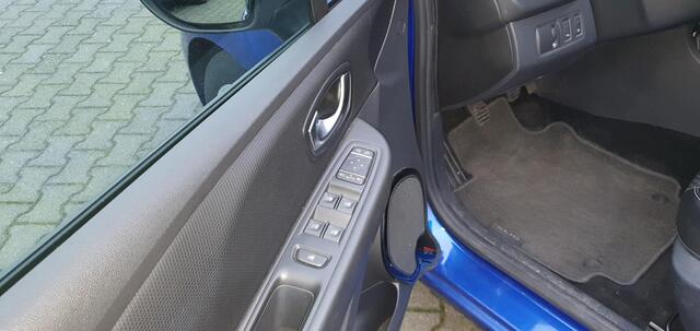 Renault CLIO Estate 0.9 TCe Limited Clima