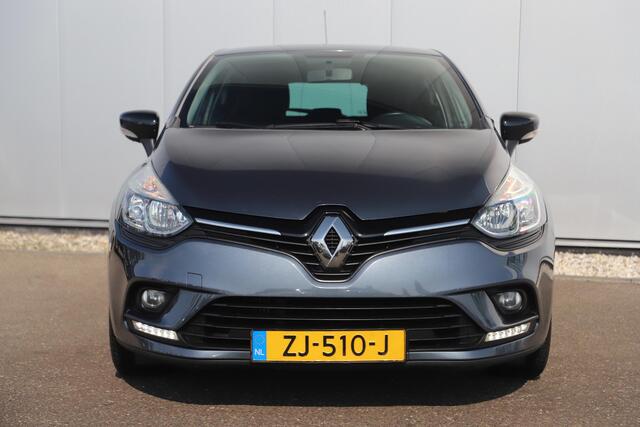 Renault CLIO 0.9 TCe Limited Keyless Entry Navigatie Carplay Android Bluetooth Parkeersensors Airco Cruise 16 inch LMV All Season banden!