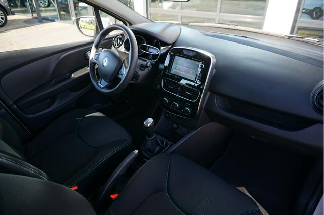 Renault CLIO Estate 0.9 TCE 90 Zen