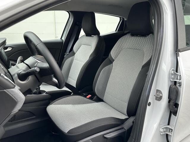Renault CLIO 1.0 TCe 90 GPF evolution | NIEUW MODEL | Navi | P. Sensoren | Carplay | Airco | NL Auto!