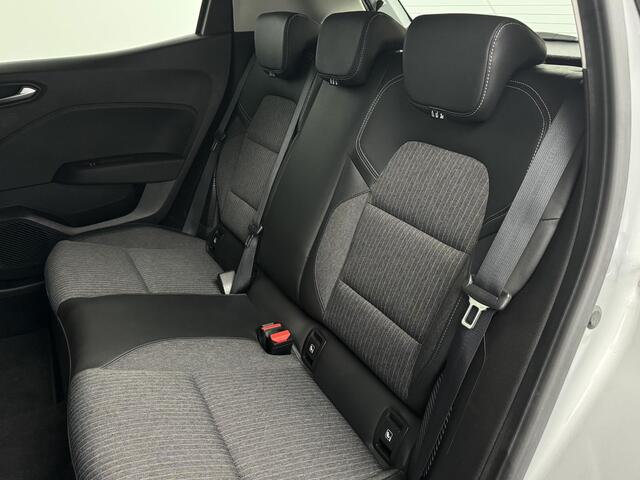 Renault CLIO 1.6 E-Tech Hybride Intens CLIMA | CRUISE | NAVI | PDC | ANDROID & APPLE CARPLAY |