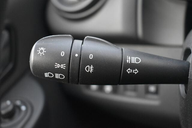 Renault CLIO Estate 0.9 TCe Authentique | Bluetooth aansluiting | Cruise control | 1 eigenaar gehad |