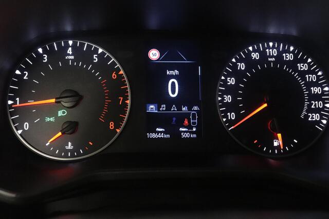 Renault CLIO 1.0 TCe 100PK Zen | Navigatie | Parkeersensoren | Cruise Control |