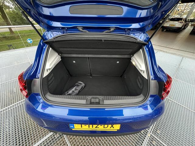 Renault CLIO 1.0 TCe 90 Evolution | Navigatie | Parkeersensoren | Apple Carplay / Android Auto | 16" Lichtmetalen Velgen |
