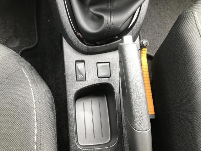 Renault CLIO Estate 0.9 TCe Limited APPLE CARPLAY & ANDROID / NAVIGATIE / PARKEERSENSOREN / BLUETOOTH / AIRCO / ELEKTRISCHE RAMEN / DEALER ONDERHOUDEN!
