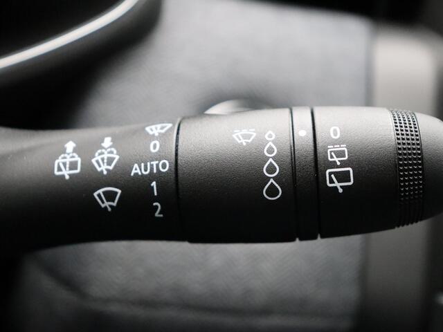 Renault CLIO TCe 90pk GPF techno | Apple carplay | Climate control |