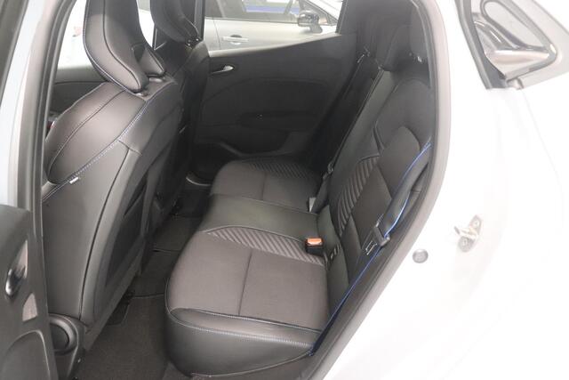 Renault CLIO 1.6 E-Tech Full Hybrid 145 esprit Alpine