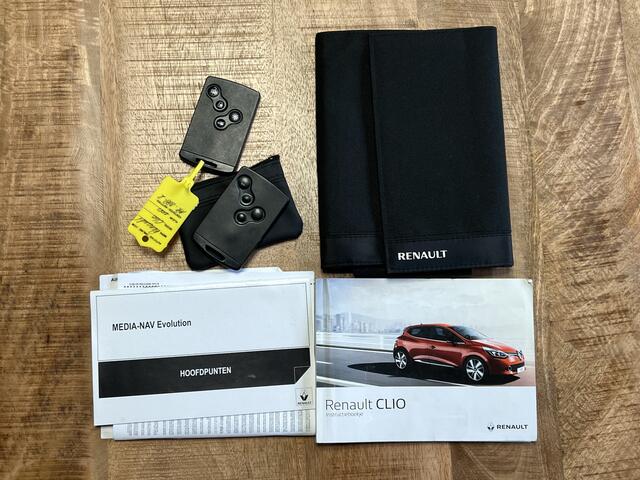 Renault CLIO Estate 0.9 TCe Expression | Nieuw binnen | DAB+ | PDC | NAP!