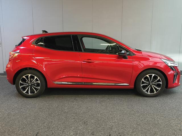 Renault CLIO 1.0 TCe 90 GPF Techno uit 2023 Rijklaar + Fabrieksgarantie tot 12-2025 Henk Jongen Auto's in Helmond, al 50 jaar service zoals 't hoort!