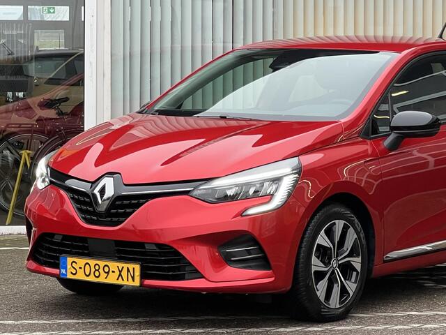 Renault CLIO 1.0 TCe 90 Evolution | Navigatie | DAB | Parkeersensoren | Cruise Control | LED | Lichtmetaal |