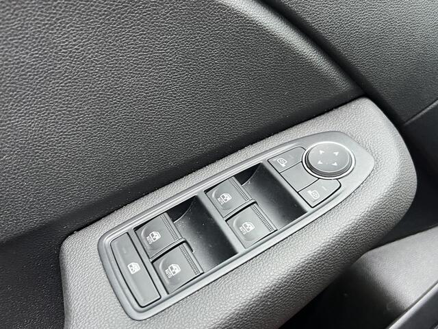 Renault CLIO 1.0 TCe 90 Evolution | Navigatie | DAB | Parkeersensoren | Cruise Control | LED | Lichtmetaal |