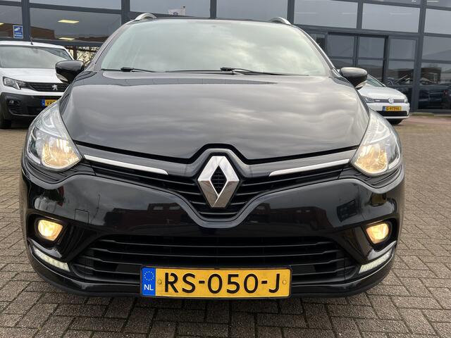 Renault CLIO Estate 0.9 TCe Limited Navigatie Trekhaak Airconditioning Cruise Control Extra Getint Glas 16 Inch Lichtmetalen Velgen Parkeersonsoren NL Auto