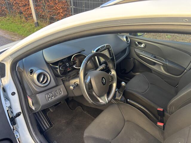 Renault CLIO Estate 0.9 TCe Night&Day / NAVI / AIRCO / CRUISE / 121dkm! NAP!