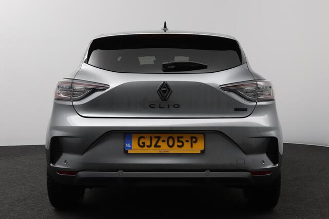 Renault CLIO 1.6 E-Tech Full Hybrid 145 esprit Alpine
