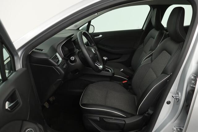 Renault CLIO 1.0 TCe Intens | Carplay | Full LED | Navigatie | Climate control | PDC | Keyless | Cruise control | Half leder | DAB