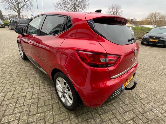 Renault CLIO 1.2 TCe Limited, 120pk Nav, Trekhaak, Clima, Pdc