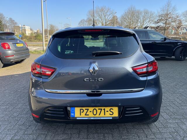 Renault CLIO 0.9 TCe Limitednavi Cruise Lmv Pdc Nap