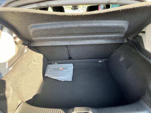 Renault CLIO 0.9 TCe Limitednavi Cruise Lmv Pdc Nap