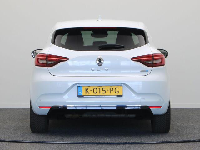 Renault CLIO 1.6 E-Tech Hybrid 140 Initiale Paris | All-Season Banden | Lederen interieur | Stuur en Stoelverwarming | BOSE Sound | Autonoom Inparkeren |