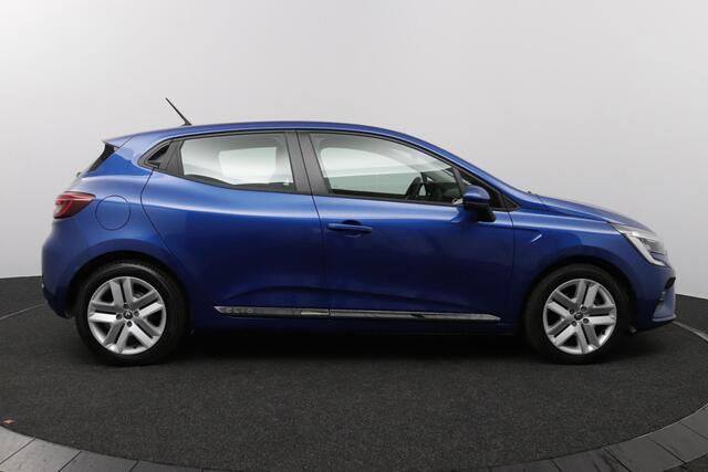 Renault CLIO 1.6 E-Tech Full Hybrid 140 Business