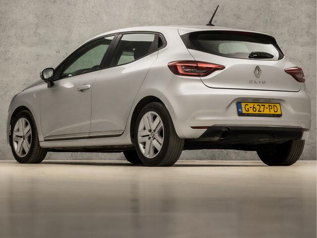 Renault CLIO 1.0 TCe Zen (APPLE CARPLAY, GROOT NAVI, PARKEERSENSOREN, SPORTSTOELEN, CRUISE, LED KOPLAMPEN, NIEUWE APK, NIEUWSTAAT)