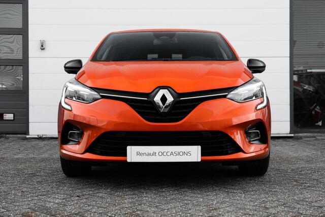 Renault CLIO 1.0 TCe Intens | 360 graden camera | Climate Control | 17" velgen | incl. Bovag rijklaarpakket met 12 maanden garantie |