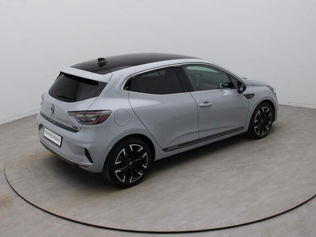 Renault CLIO STAM Limité 75 E-Tech full hybrid 145pk NIEUW! #28 van 75 360° Camera | BOSE | Leder | 9,3" Navi | 17" Velgen