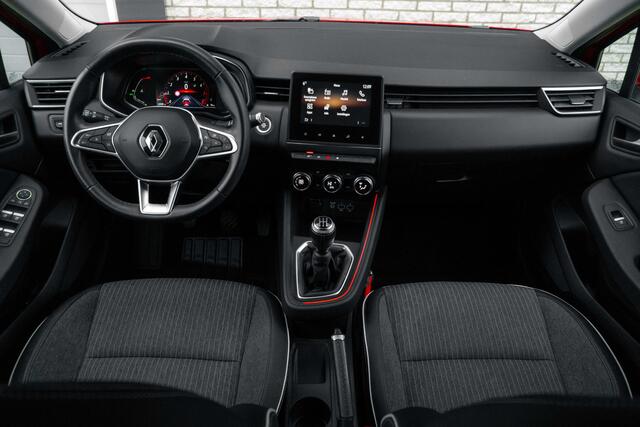 Renault CLIO 1.0 TCe Intens | 17' Lichtmetalen velgen | navigatie | climate control | | incl. Bovag rijklaarpakket met 12 maanden garantie |