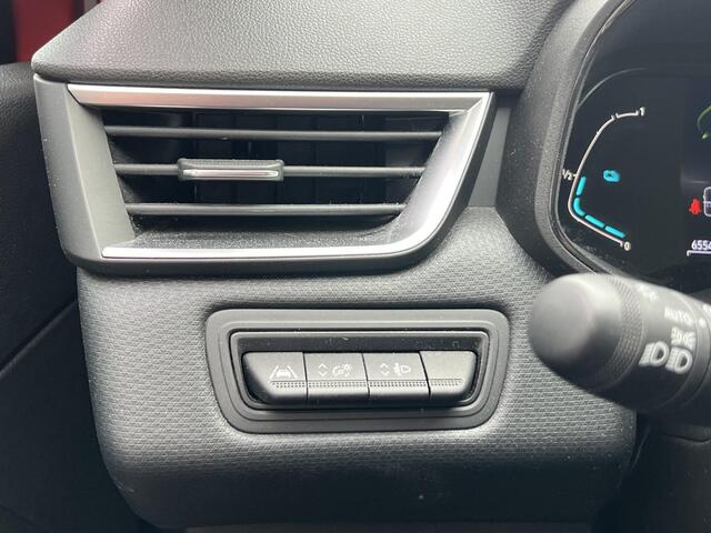 Renault CLIO 1.6 E-Tech Hybrid 140 Zen | Navigatie | Parkeersensoren | DAB | LED | Cruise Control | Apple Carplay & Android Auto