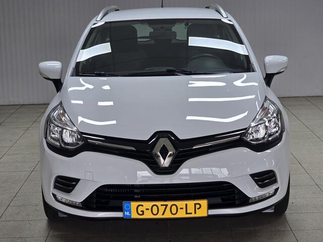Renault CLIO Estate 0.9 TCe Zen/ Facelift!/ DAB+/ Navi/ Airco/ Cruise/ Elek. pakket/ Isofix/ Bluetooth/ Multi. Stuur/ Chroom/ PDC/ LED Dagrijverl./ Dakrails.