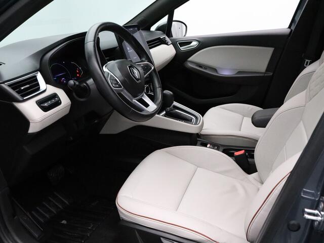 Renault CLIO E-Tech Hybrid 140 Initiale Paris Camera | Adapt. Cruise | Leder | Navi | Parksens. v+a | Stoel-/stuurverw.
