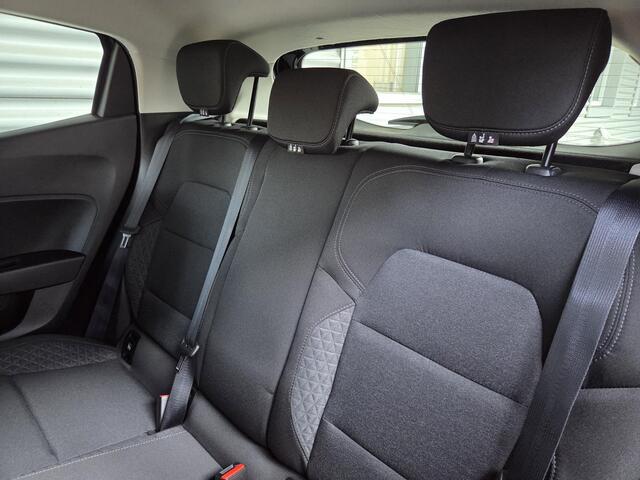 Renault CLIO 1.0 TCe Zen Renault Clio 1.0 TCe Intens