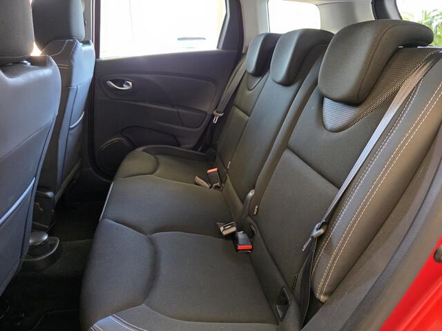Renault CLIO Estate 0.9 TCe Intens CARPLAY - NAVI - TREKHAAK - PDC