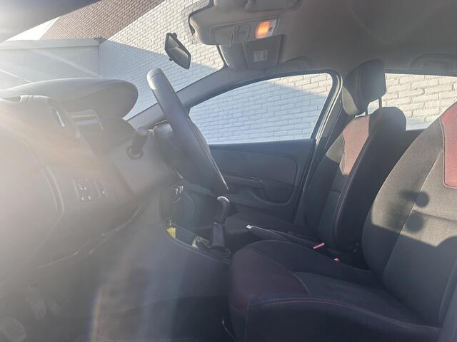 Renault CLIO Estate 0.9 TCe Authentique / Trekhaak / Airco / Bluetooth & Radio / Cruise control / Led / Elektrische ramen /