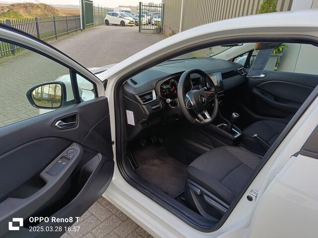 Renault CLIO 1.0 TCe Zen | Airco | Cruise controle | Navigatie | Trekhaak