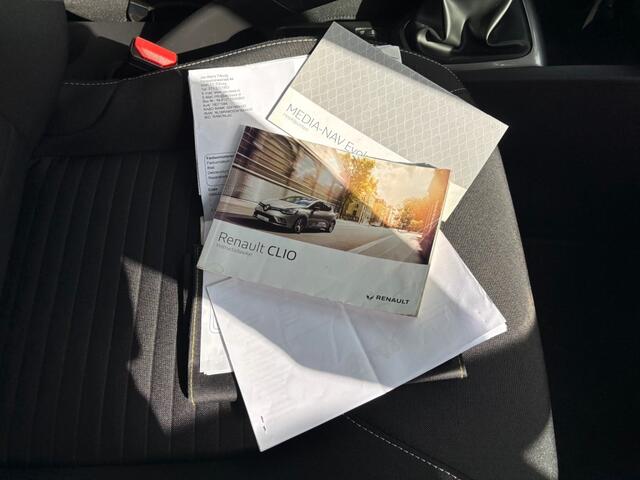 Renault CLIO 0.9 TCE NAVI AIRCO CRUISE CONTROL LMV