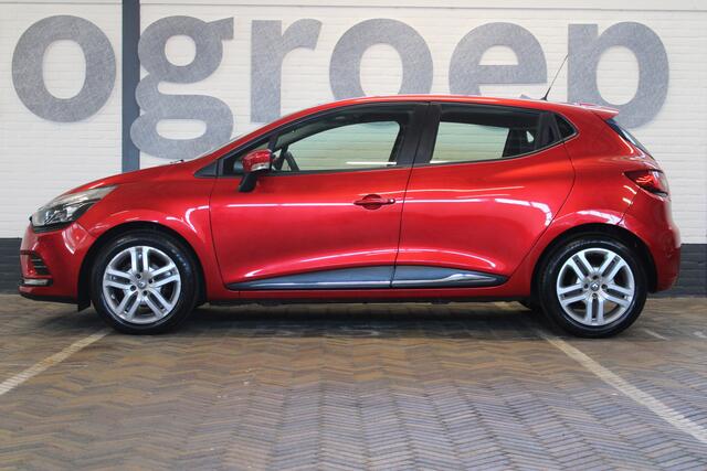 Renault CLIO 0.9 TCe Zen | Incl. 12 maanden garantie | 100% onderhouden | Cruise control | Airco | DAB radio | Bluetooth | Navigatie |