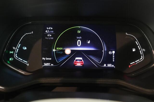 Renault CLIO 1.6 E-Tech Hybrid 140 Intens | Climatronic | Parkeersensor | Apple Carplay Android Auto Navigatie | Key-less |