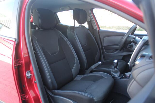 Renault CLIO 0.9 TCe Zen | Cruisecontrol | Navigatie | LM-velgen