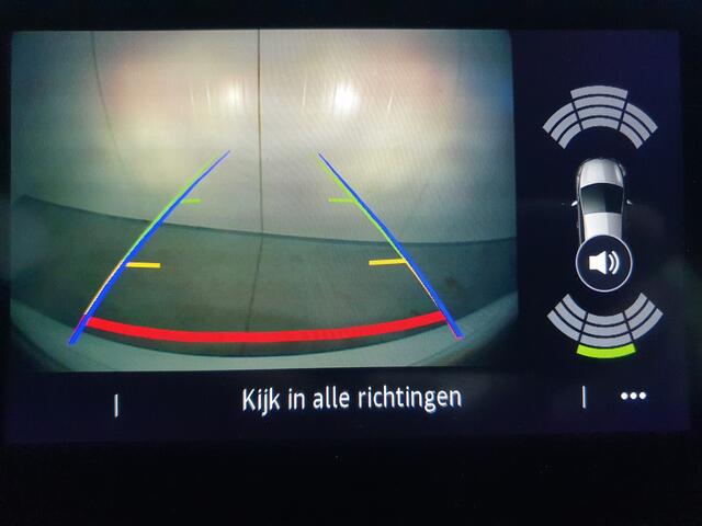 Renault CLIO 1.3 TCe Intens CLIMA/CARPLAY/CRUISE/CAMERA/LMV