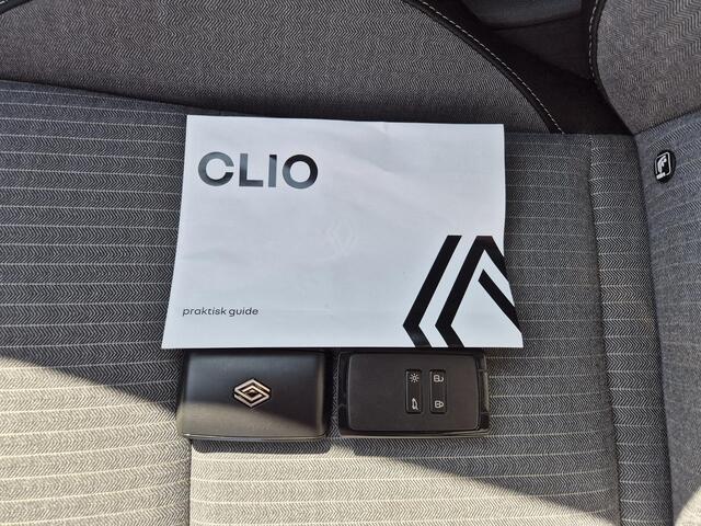 Renault CLIO 1.0 TCe 90 GPF techno Handgeschakeld / Pack winter / Navigatie / Achteruitrijcamera / Apple Carplay & Android Auto / Climate Control / Keyless Entry/Start / Draadloze telefoon lader /