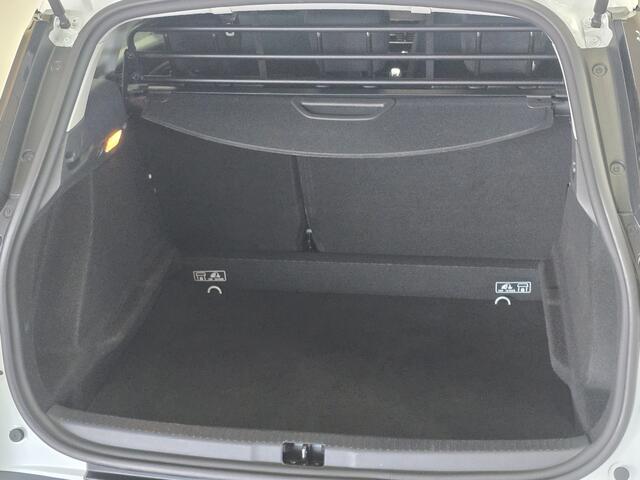 Renault CLIO Estate 0.9 TCe Zen/ Trekhaak!/ Apple+Android/ DAB+/ LED Dagrijverl./ Airco/ Navi/ Cruise/ Bluetooth/ Multi.Stuur/ Elek.Pakket/ Isofix/ PDC Achter.