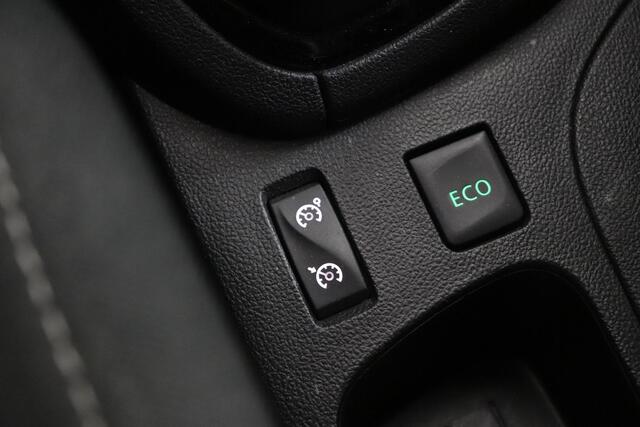 Renault CLIO 0.9 TCe Limited | Airco | Navigatie | Parkeersensor | Cruise control |