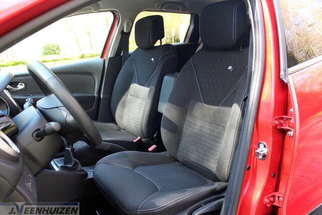 Renault CLIO Estate 0.9 TCe Limited | 2016 | Navi | Cruise |