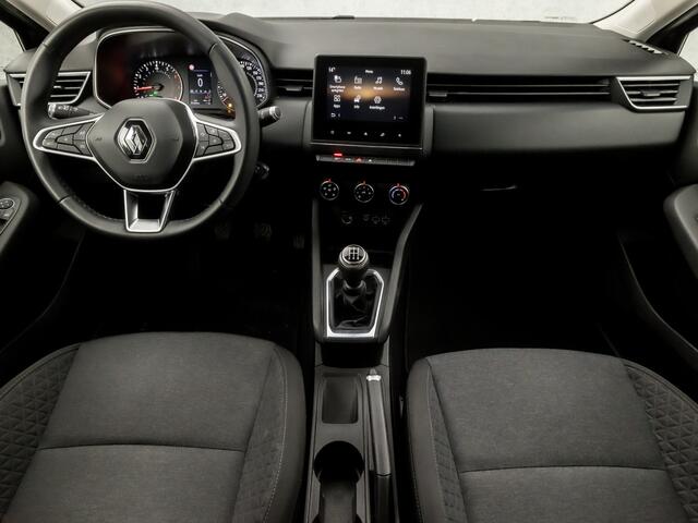Renault CLIO 1.0 TCe Sport (APPLE CARPLAY, GROOT NAVI, LM VELGEN, SPORTSTOELEN, PARKEERSENSOREN, LED KOPLAMPEN, LANE ASSIST, NIEUWSTAAT)