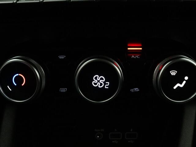 Renault CLIO 1.6 E-Tech Hybrid 145 Evolution Cruise | Climate | Carplay | Navi | Parkeersens. achter