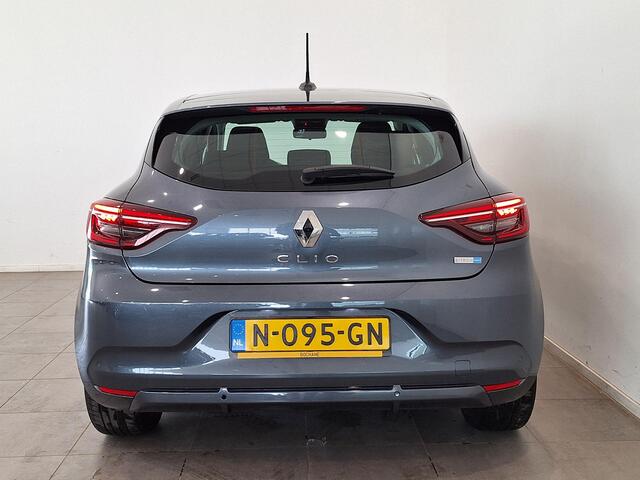Renault CLIO 1.6 E-Tech Hybrid 140 Intens | Navigatie | Airco | Cruise Control | Apple Carplay/Android Auto | Parkeersensoren voor, achter en achteruitrijcamera