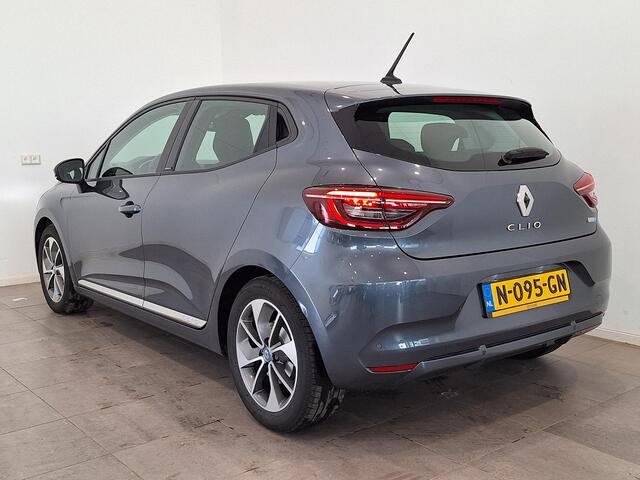 Renault CLIO 1.6 E-Tech Hybrid 140 Intens | Navigatie | Airco | Cruise Control | Apple Carplay/Android Auto | Parkeersensoren voor, achter en achteruitrijcamera