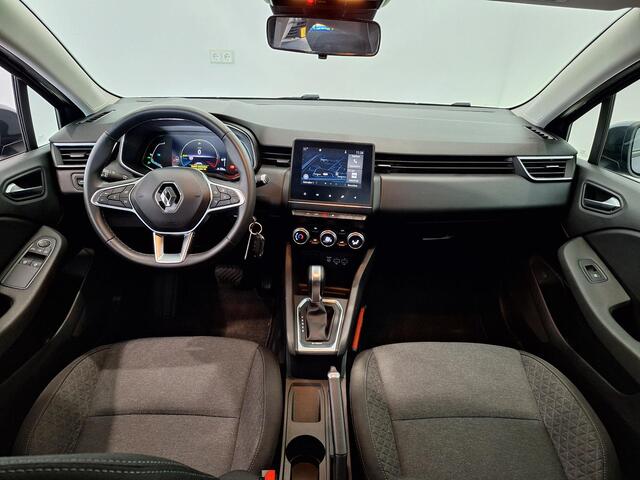 Renault CLIO 1.6 E-Tech Hybrid 140 Intens | Navigatie | Airco | Cruise Control | Apple Carplay/Android Auto | Parkeersensoren voor, achter en achteruitrijcamera