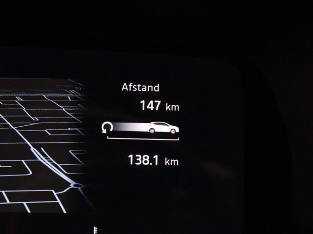 Renault CLIO STAM Limité 75 TCe 90pk #19 van 75 Camera | Leder | 9,3" Navi | Stoel-/stuurverwarming | 17" Velgen